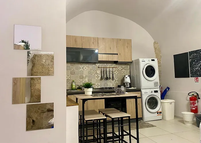 Cozy Apartment Near Palermo Cathedral